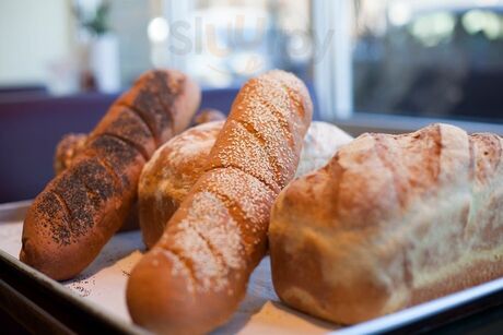 Heidi's Brooklyn Deli