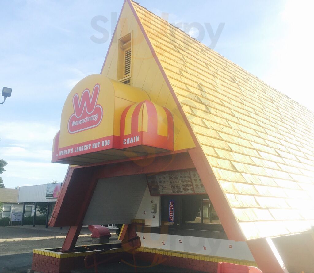 Wienerschnitzel