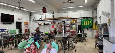 Ducky's Snowballs And Ice Cream