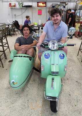 Ducky's Snowballs And Ice Cream