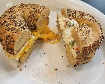 Ike's Bagel Cafe