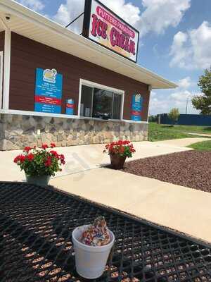 Putters Paradise Ice Cream