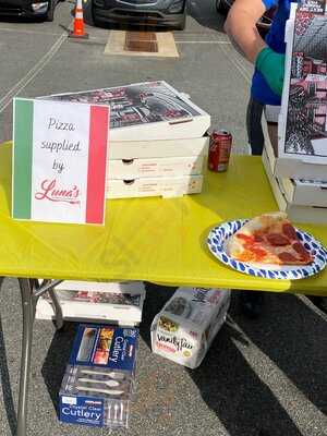 Luna's Pizzeria & Italian Grill