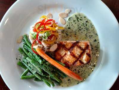 Patti Finnegan's Pub & Grille