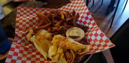 Magic's Bar And Grill