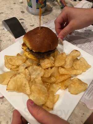 City Tavern Kitchen & Bar