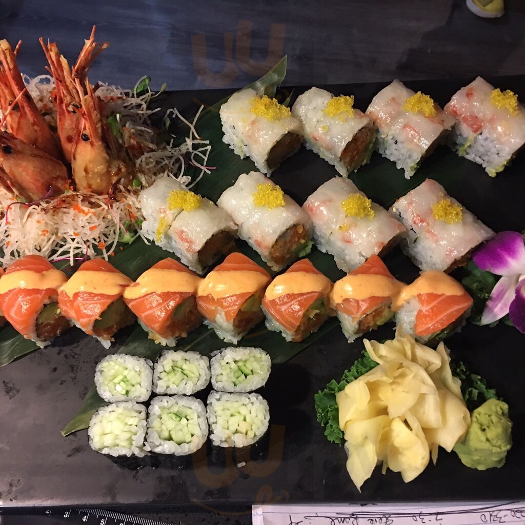 Dozo Sushi & Asian Cuisine