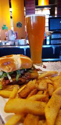 Red Robin Gourmet Burgers And Brews