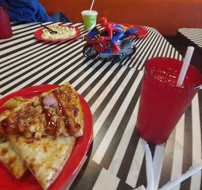 Cicis Pizza