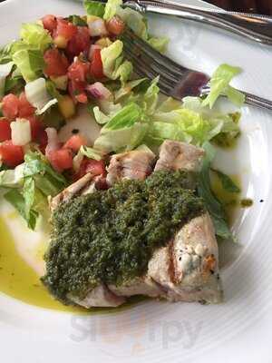 Cozy Grape Wine Bar And Bistro