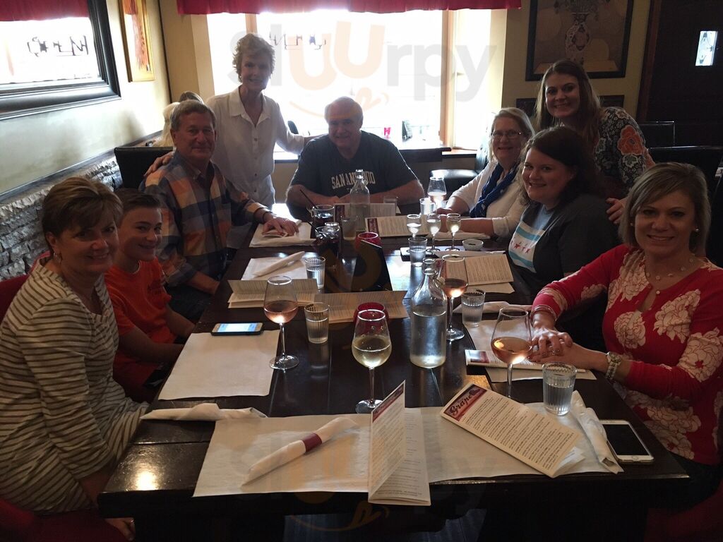 Cozy Grape Wine Bar And Bistro