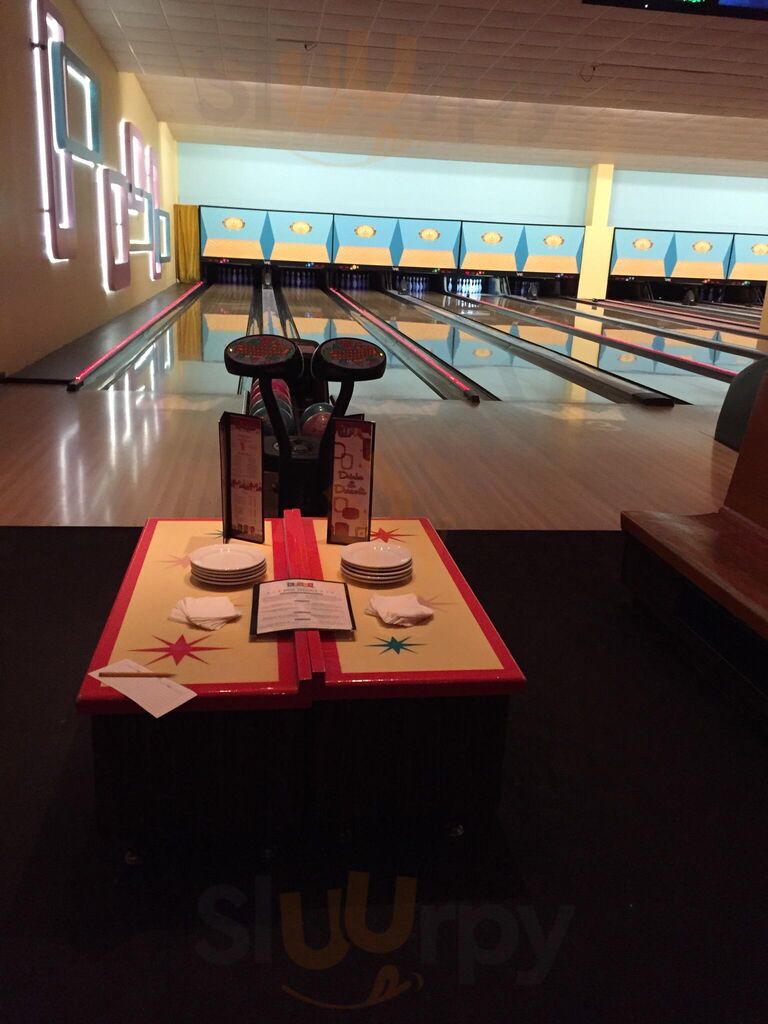 Kings Dining & Entertainment