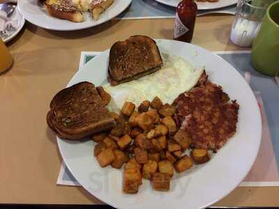 Newport Creamery Restaurant