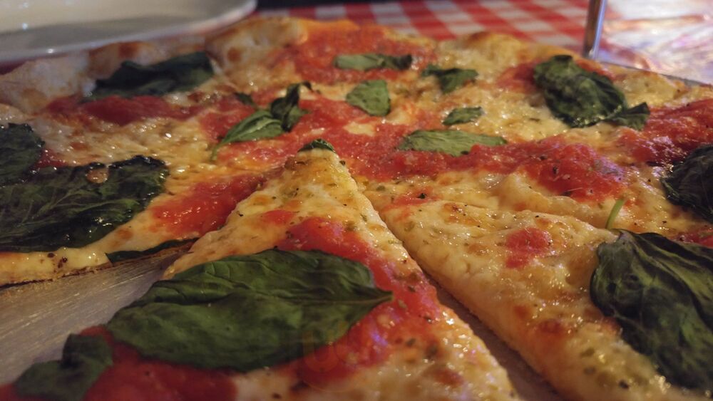 Lou's Wood Fire Pizza