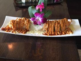 Maki Sushi & Noodle Shop