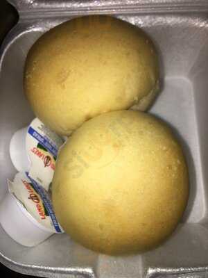 Chequers Resturant And Pub