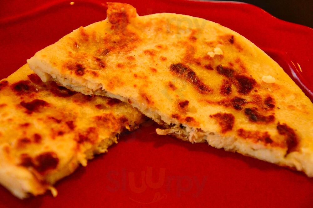 Pupusas A&j's