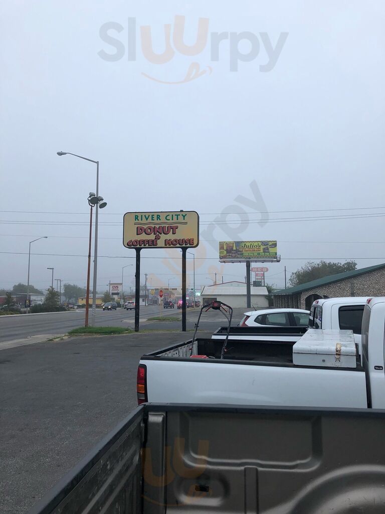 River City Donuts & Coffee House