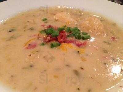 Mcmahon's Irish Pub & Restaurant