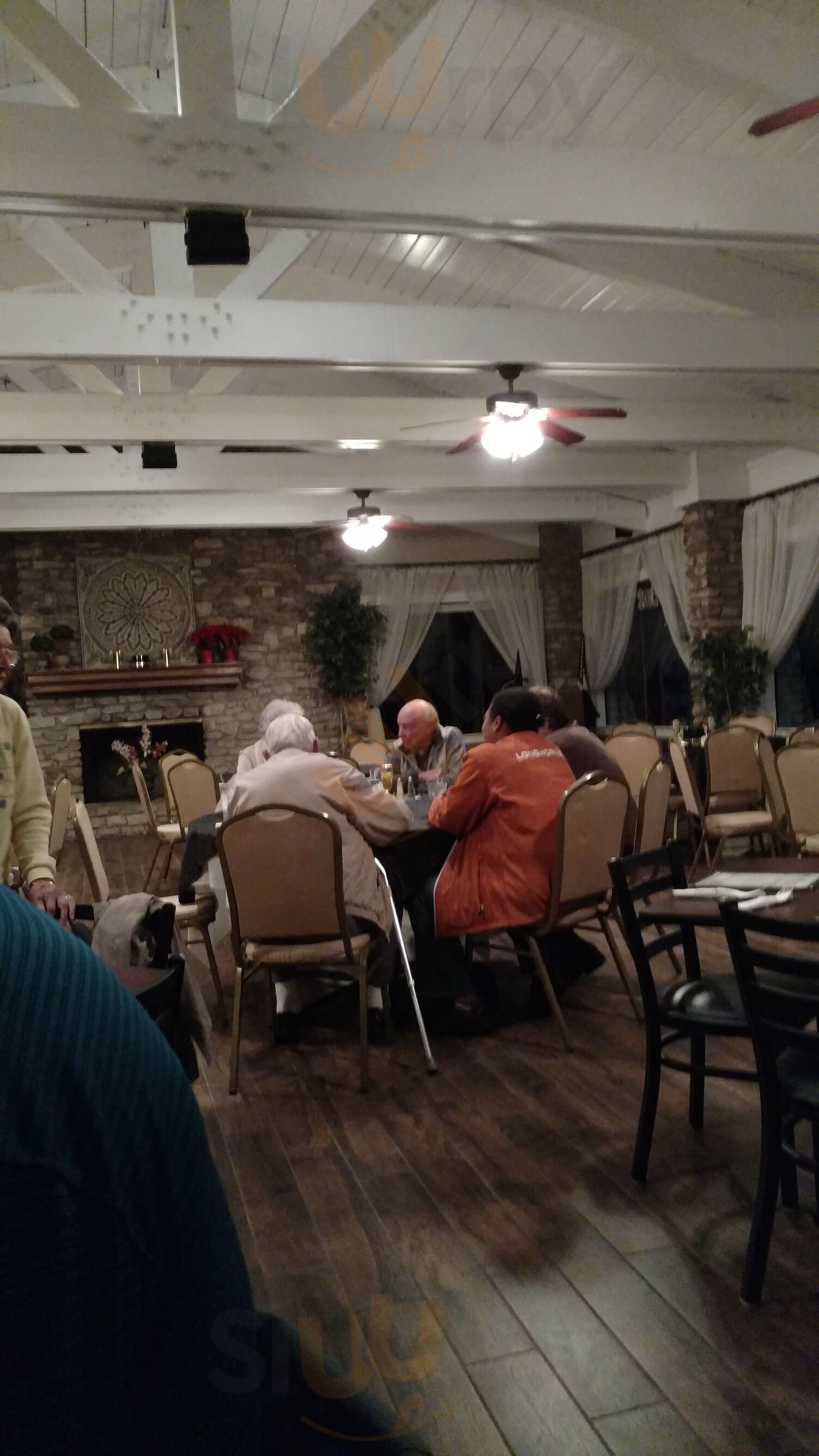 Meadowlakes Restaurant