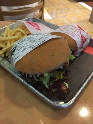 Fatburger & Buffalo's Express