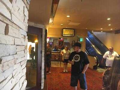 Coco's Restaurant & Bakery