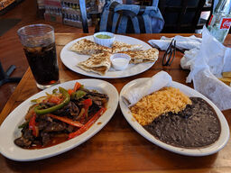 La Casa De Los Tacos
