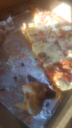 Rocco's Pub & Pizza East