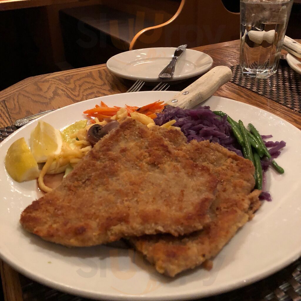 Austria Hof Restaurant