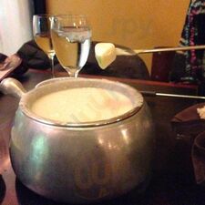 That Fondue Place