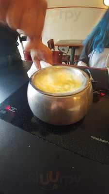 That Fondue Place