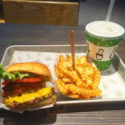 Shake Shack Dedham