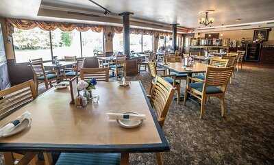 Portofino Bar & Grille