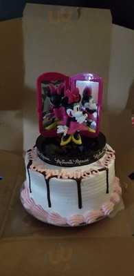 Monse's Pastry And Bakery
