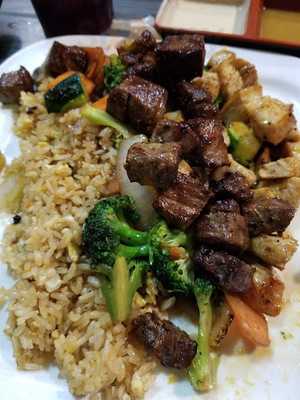 Fujiyama Japanese Steak House And Sushi