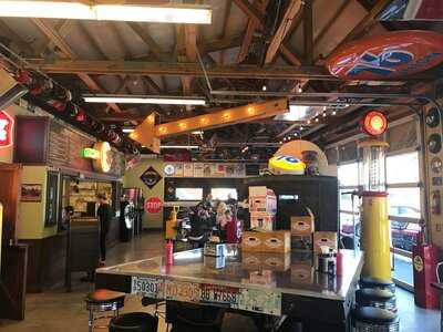 Nutty's Junkyard Grill