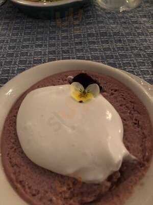 The Blue Heron Beachfront Bistro