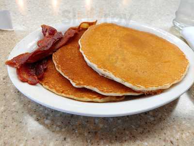 Jillian's Coney Island & Grille