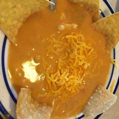 Gators Grill And Spirits