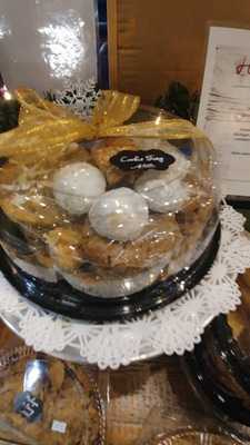 Achatz Handmade Pie Co.