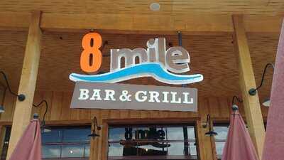 8 Mile Bar & Grill