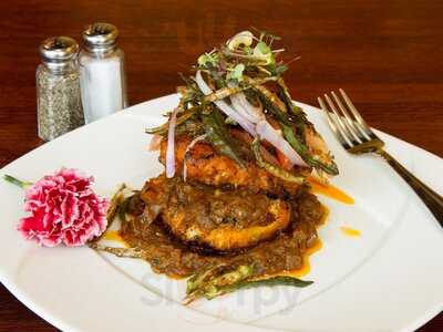 Maya Indian Bar & Grill