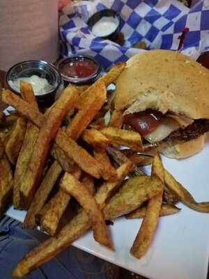 Centerfield Sports Bar & Grill