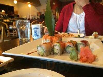 Mino Japanese Restaurant & Sushi Bar