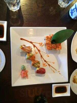 Mino Japanese Restaurant & Sushi Bar