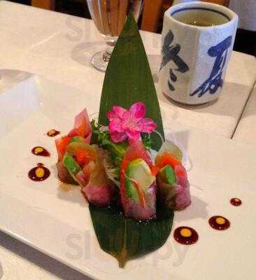 Mino Japanese Restaurant & Sushi Bar