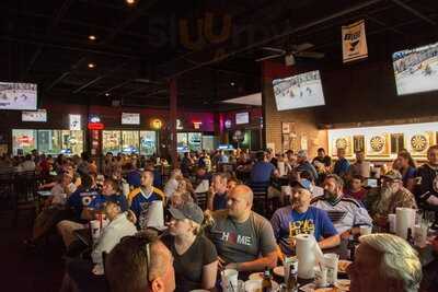 Hotshots Sports Bar & Grill - Wentzville, Mo