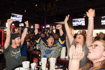 Hotshots Sports Bar & Grill - Wentzville, Mo