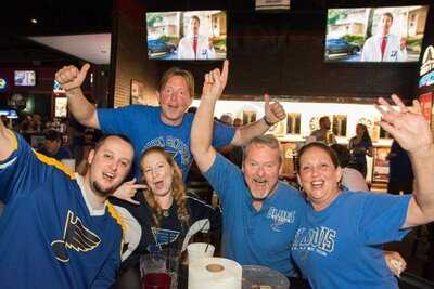 Hotshots Sports Bar & Grill - Wentzville, Mo