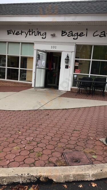 Everything Bagel Cafe